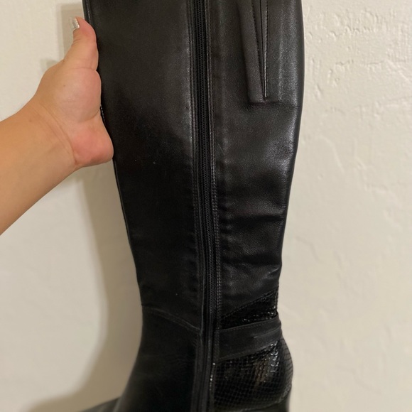 100% real leather boots. Size is 35 black color - Picture 3 of 5